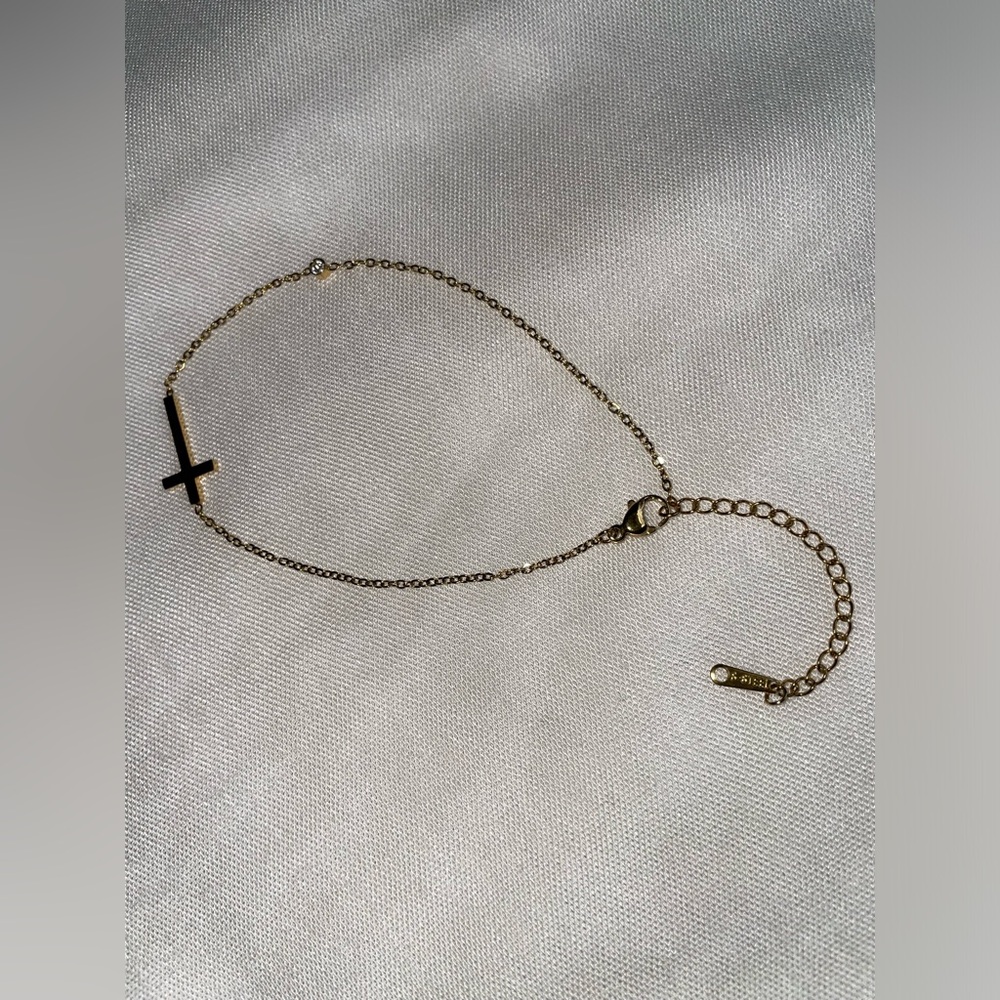 B. Collective Gold Minimalist Cross Charm Anklet (Boutique) | SAMPLE SALE